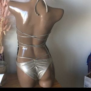 Pily Q silver monokini